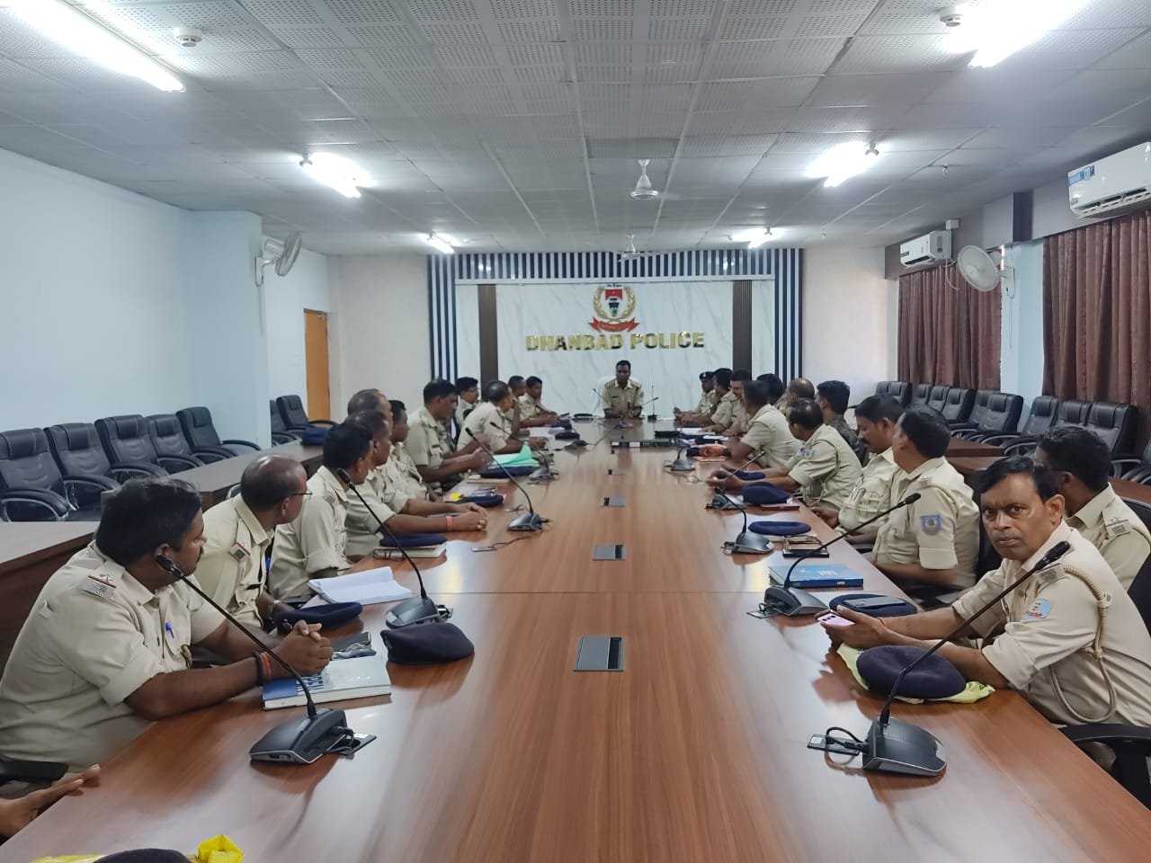 न्यायालय से जुड़े कार्यों को तत्परता से निबटारे का निर्देश, कोर्ट और पुलिस के बीच बेहतर समन्वय को लेकर डीएसपी ने की समीक्षा बैठक