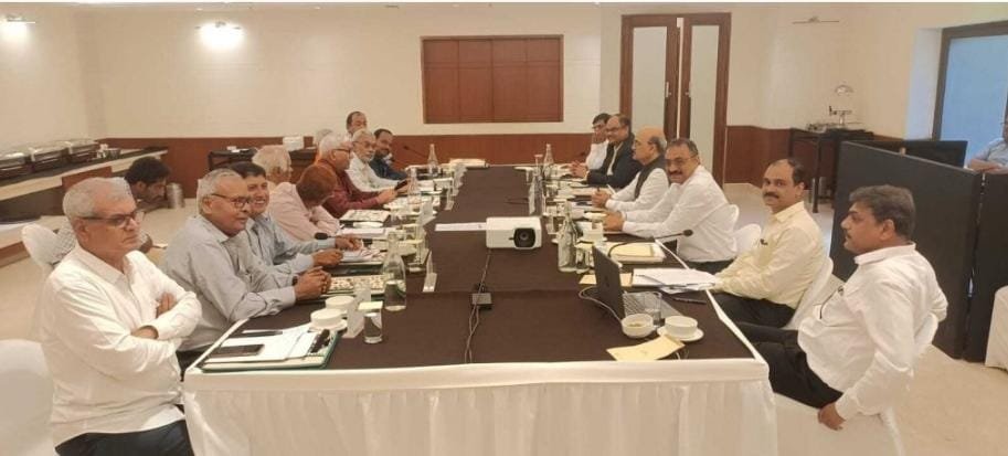 सेल में बोनस को लेकर कीच कीच जारी.. ट्रेड यूनियनों ने मांगा 52,000 हजार, SAIL प्रबंधन बोला 26,000 रुपये देंगे..हड़ताल पर आज होगा फैसला..