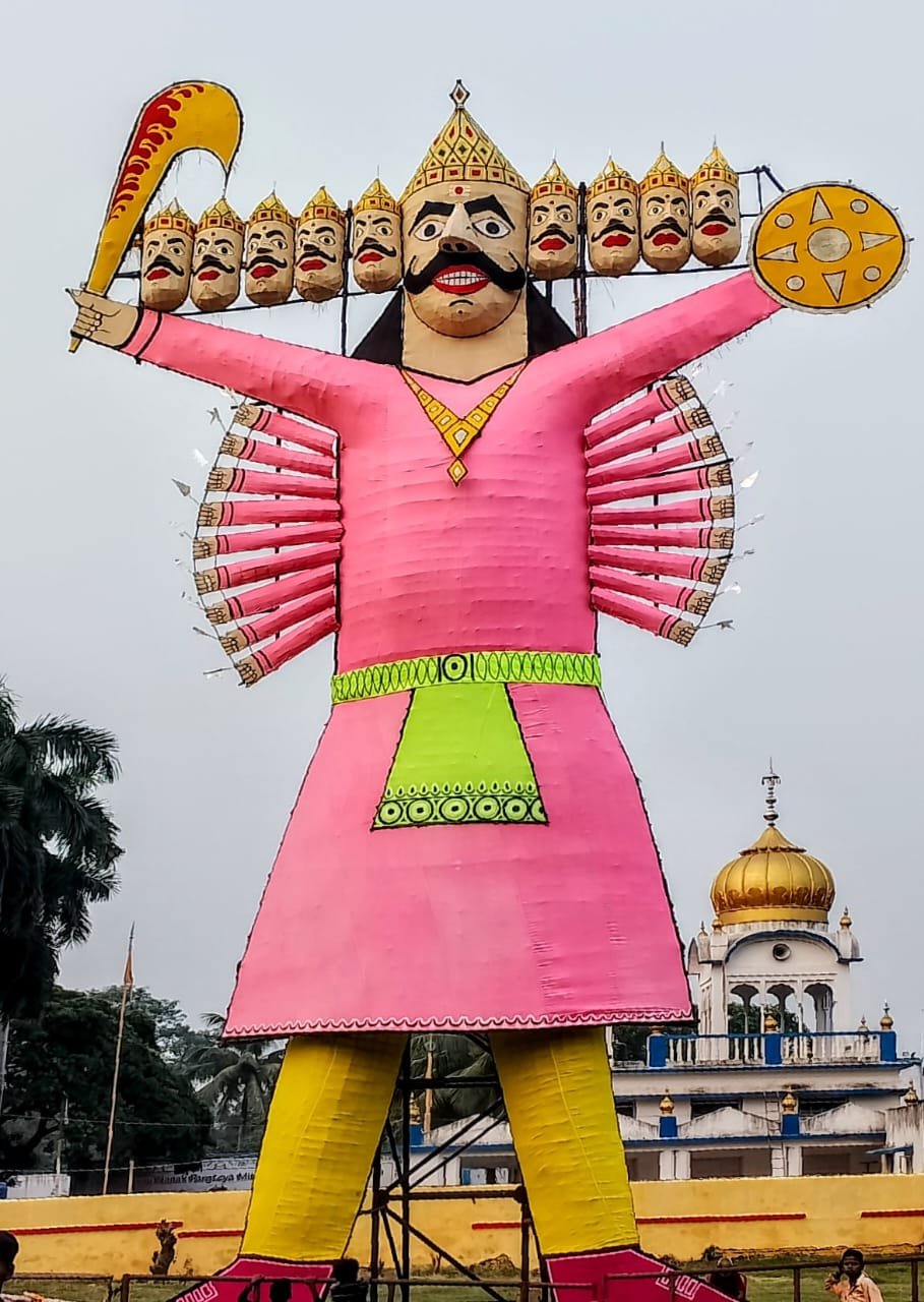 सिन्दरी में रावण बन कर तैयार शनिवार को संध्या समय में होगा रावण दहन…