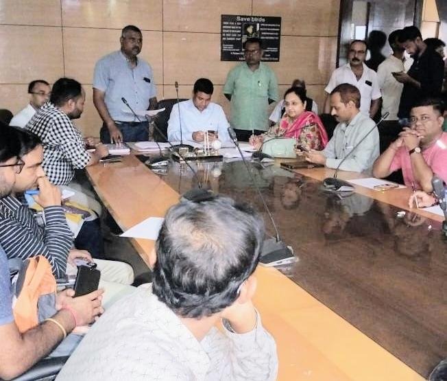 एसडीओ ने की धनबाद विस के सभी एईआरओ के साथ बैठक…