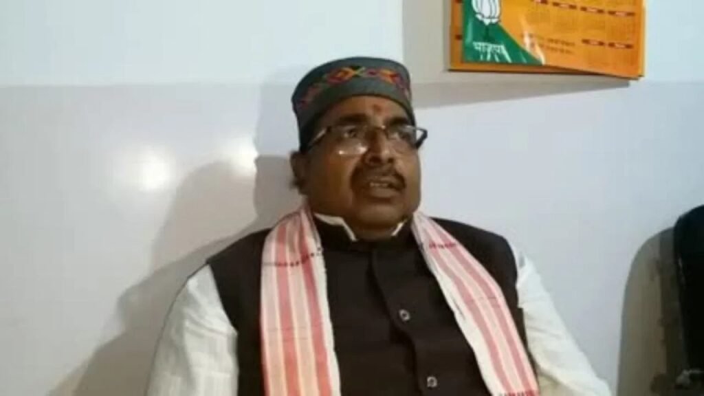 भाजपा की कोख से झारखंड का जन्म हुआ है..हम इसे बर्बाद होते नहीं देख सकते : डॉ रविंद्र राय…