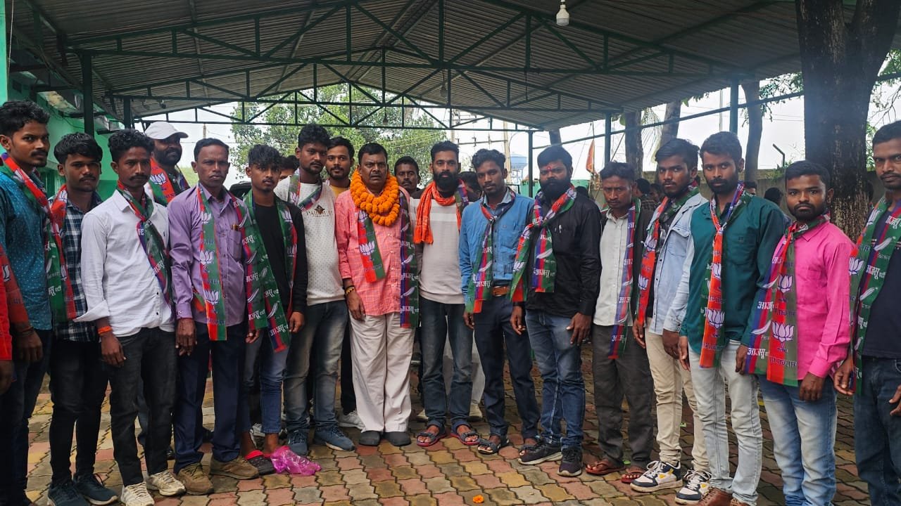 गोमिया के युवा भली भांति समझ गए हैं कि एनडीए ही भला करेगी  : डॉ लंबोदर महतो…