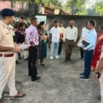 DC एवं SSP ने किया बाघमारा क्षेत्र के वल्नरेबल बूथ का निरीक्षण