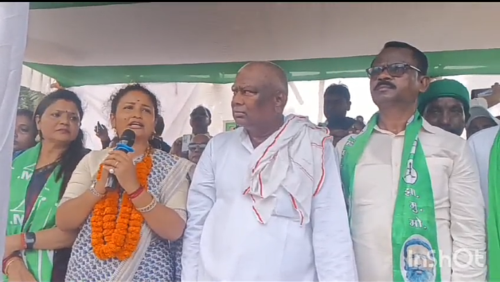 शिबू सोरेन आश्रम पोखरिया में कल्पना सोरेन ने सभा को किया संबोधित…