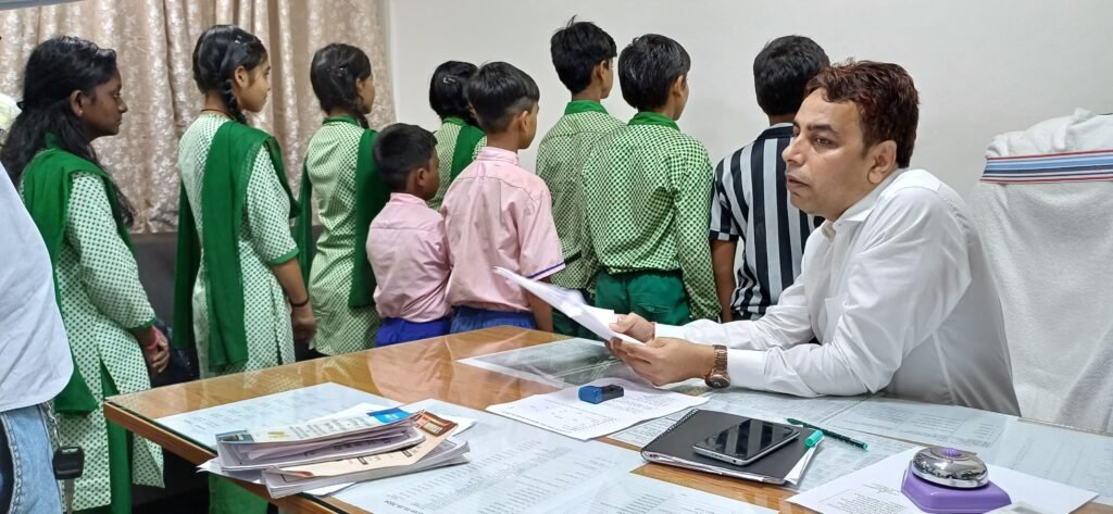 अनाथ बच्चों के लिए डालसा की अनोखी पहल, नवरात्र में पांच अनाथ गरीब बेटियों को पढ़ाई के लिए स्पॉन्सरशिप योजना से जोड़ा…