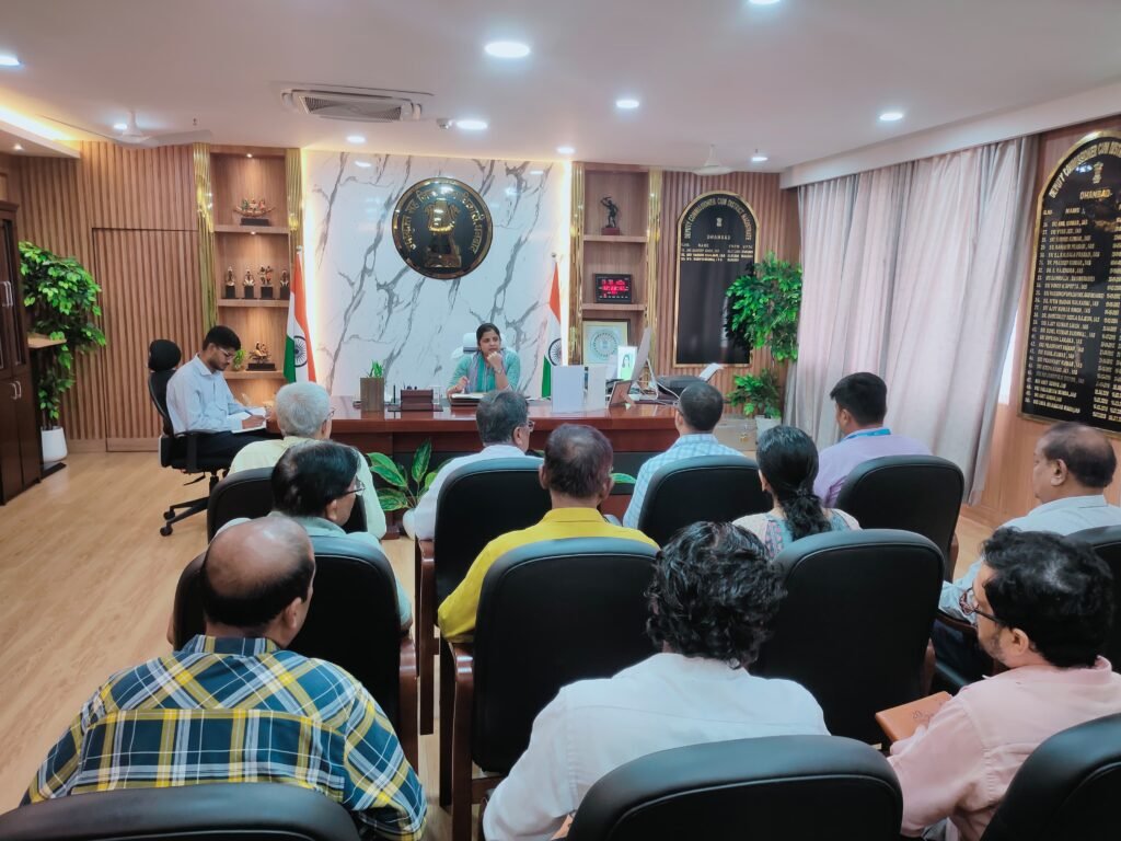 उपायुक्त की अध्यक्षता में की गई डेंगू, चिकनगुनिया, जापानी इंसेफेलाइटिस एवं मलेरिया के रोकथाम, जांच एवं उपचार को लेकर समीक्षात्मक बैठक…