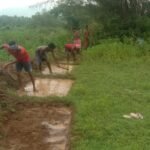 आखिर मजदूरों को कौन देगा मजदूरी? भुगतान किए बिना मस्टर रोल डिलीट, दर-दर भटक रहे मनरेगा मजदूर…