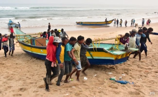 IMD ने जारी की ऑरेंज अलर्ट..झारखंड में आज से दिखेगा डाना का असर…