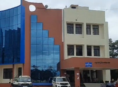 6 अभ्यर्थियों ने किया नॉमिनेशन..17 ने लिए नामांकन पत्र…