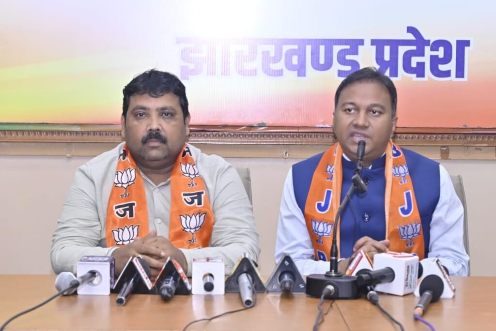 इंडी गठबंधन में बढ़ती दरारें: भाजपा ने उठाए गंभीर सवाल”