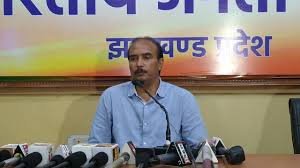 क्या सोरेन परिवार की दूसरी बहू कल्पना सोरेन पर भी इरफान अंसारी के इस तरह का बयान देने पर झामुमो चुप रहता?