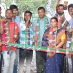 डॉ लंबोदर महतो पर आस्था व्यक्त करते हुए जेएमएम व जेएलकेएम के सैकड़ों युवाओं आजसू पार्टी का दामन थामा