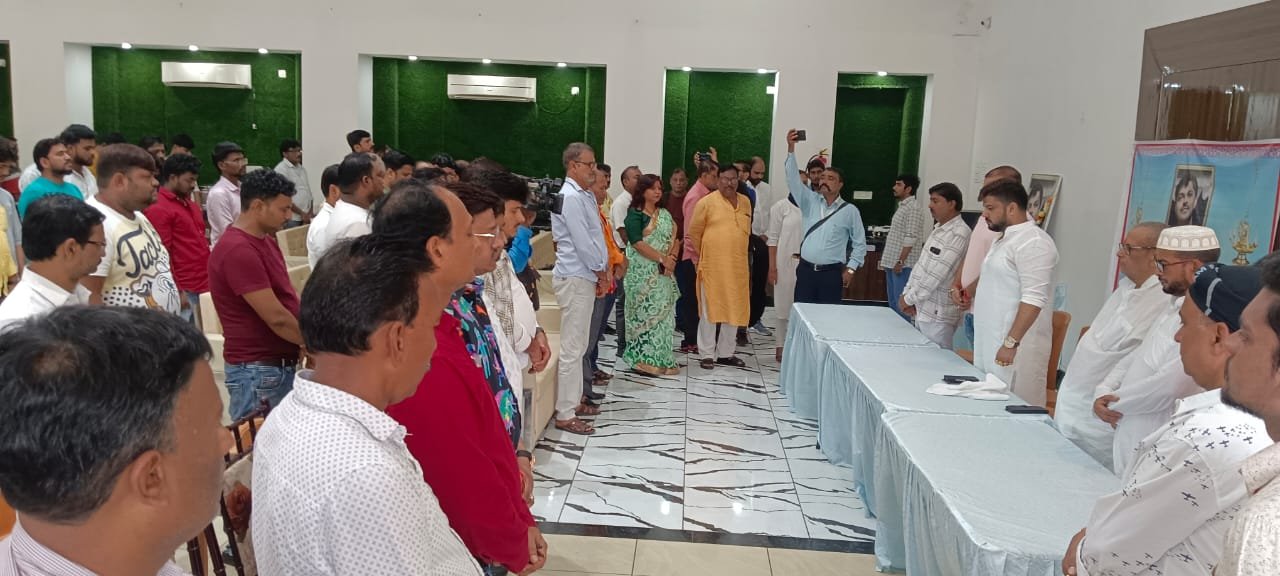 ब्राह्मण समाज ने दिवगंत शिक्षक राहुल मिश्रा को दी श्रद्धांजलि…