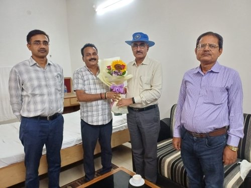 डाक निदेशक पंकज कुमार मिश्रा का धनबाद में हुई जोरदार स्वागत…