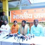 MP DHULLU PC:बीजेपी सांसद ढुल्लू महतो ने धनबाद विस से NDA प्रत्याशी राज सिन्हा को विजय दिलाने के लिए मतदाताओं से की अपील..