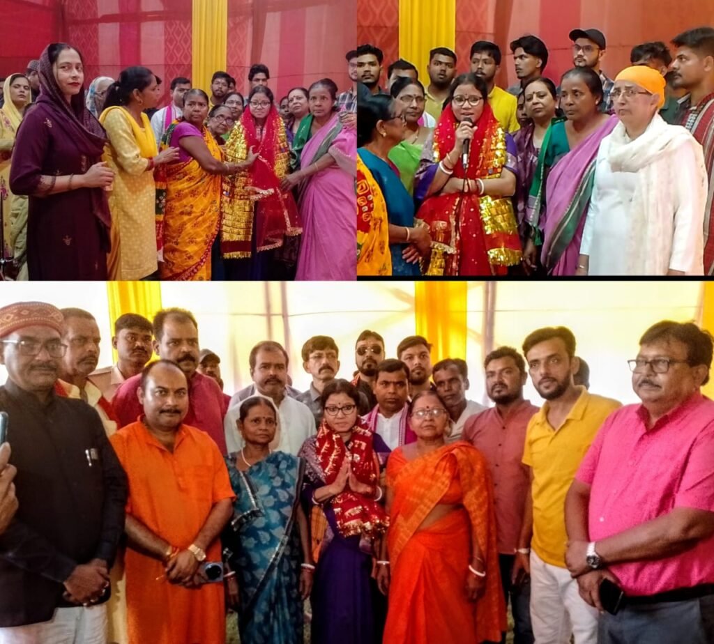 सिंदरी विधानसभा क्षेत्र के NDA प्रत्याशी   तारा देवी मां काली जी के पूजा पंडाल पहुंच कर माथा टेका आरती की व आशिर्वाद लेकर लोगों से किया जनसंपर्क….