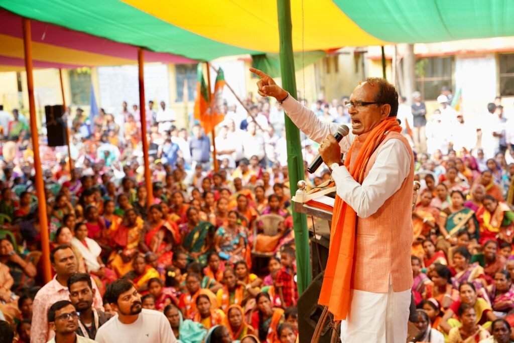 केन्द्रीय मंत्री शिवराज सिंह चौहान ने बहरागोड़ा, मनोहरपुर और जगन्नाथपुर में भाजपा प्रत्याशियों के समर्थन में विशाल जनसभा को किया संबोधित…