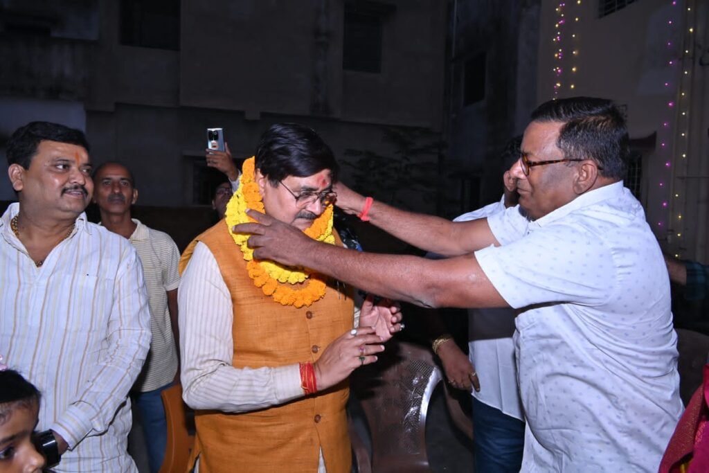 लोगो का अपार प्यार और समर्थन मिल रहा है: राज सिन्हा…