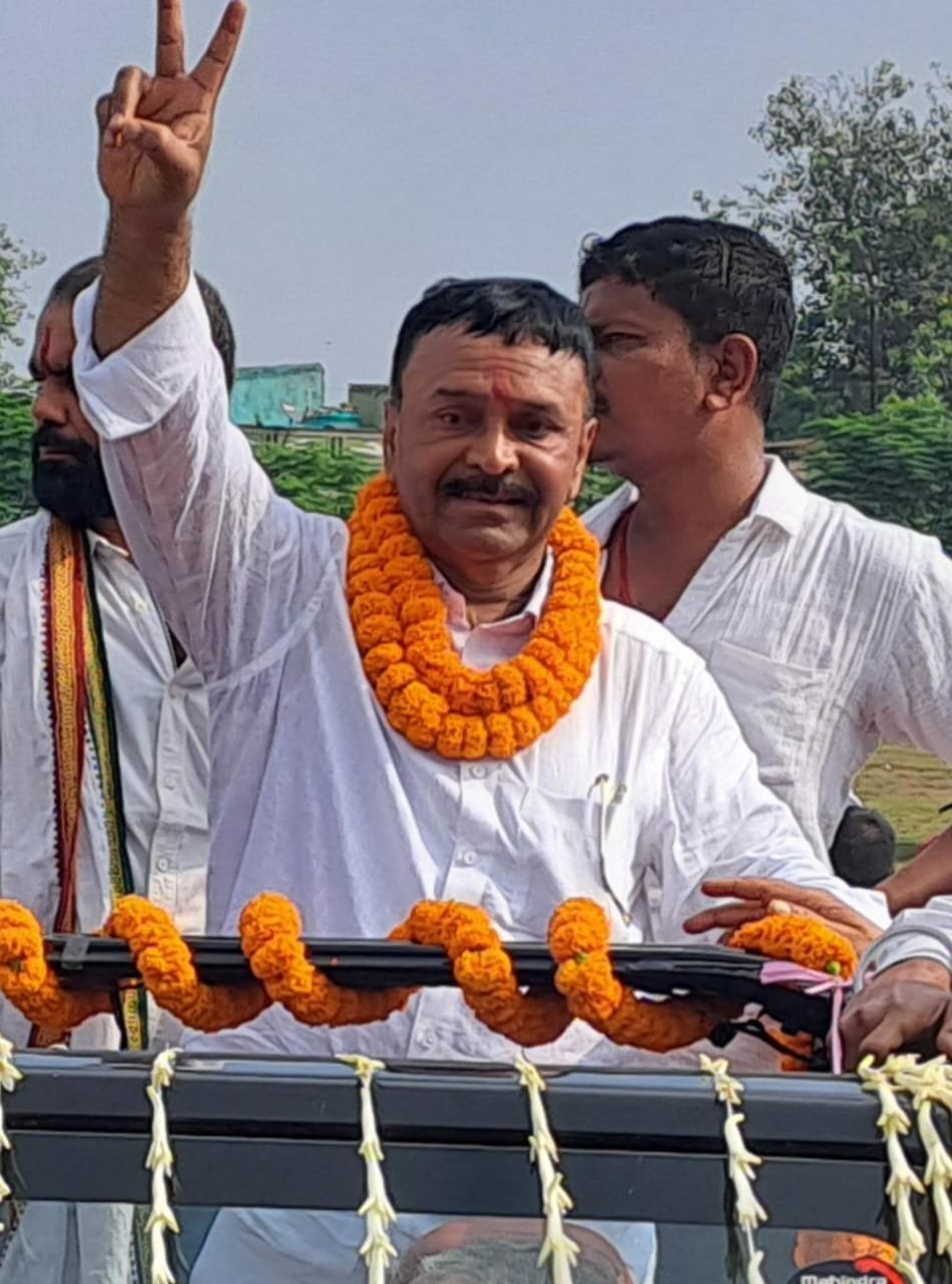 निर्दलीय प्रत्याशी के रूप में रोहित यादव ने धुआंधार जनसम्पर्क अभियान किया….