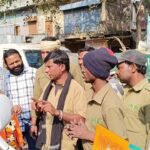 नगर निगम वाहन में स्टीकर लगाने से मना करने पर कांग्रेस कार्यकर्ताओं की दबंगई आई सामने, मारपीट कर नगर निगम कर्मी को किया जख्मी हुआ मामला दर्ज …..