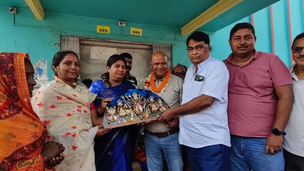 निरसा विधानसभा में नागरिकों ने विधायक अरूप चटर्जी का किया भव्य स्वागत…