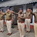 संविधान दिवस पर निरसा अनुमंडल के पुलिस पदाधिकारियों ने ली संविधान की शपथ…