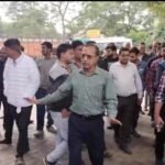 दो पक्षों के बीच हुई मारपीट के बाद एक समाज के लोग पहुंच किया प्रभारी से मुलाकात,जल्द गिरफ्तारी का किया मांग….