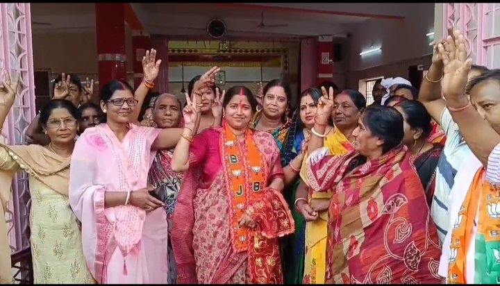 झारखंड में डबल इंजन की सरकार बनाकर विकास की गंगा को तेज रफ्तार से बढ़ाने को जनता है तैयार: रागिनी सिंह….