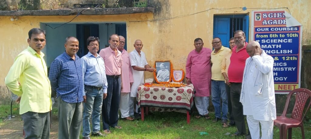 सिंदरी में देश के प्रथम गृहमंत्री सरदार वल्लभभाई पटेल की जयंती और इन्दिरा गांधी की पुण्यतिथि मनाई गई…