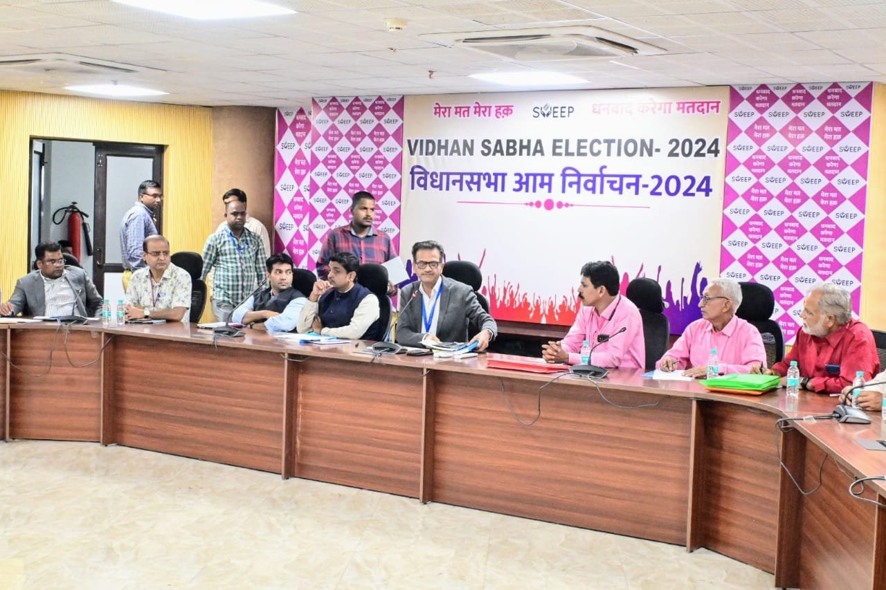 प्रत्याशियों को रखना होगा नॉमिनेशन से रिजल्ट तक का अकाउंट…