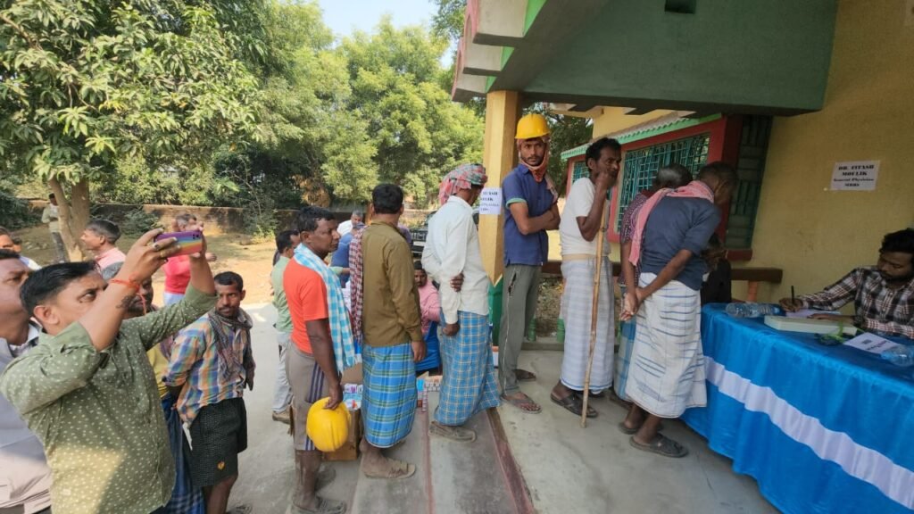 सीतपहाड़ी में कोलकाता के मशहूर डाक्टरों द्वारा निःशुल्क स्वास्थ्य जाँच शिविर का आयोजन…