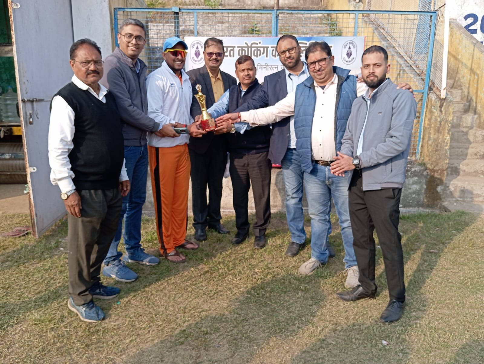 बीसीसीएल कंपनी द्वारा संचालित जेलगोरा स्टेडियम में लगातार दूसरे दिन क्रिकेट टी 20 मैच में बरोरा कोलियरी ने 106 रन बनाकर जीत दर्ज किया