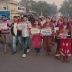 बांग्ला देश में हिंदुओं पर हो रहे अत्याचार के खिलाफ इस्कॉन भक्तों ने खोला मोर्चा