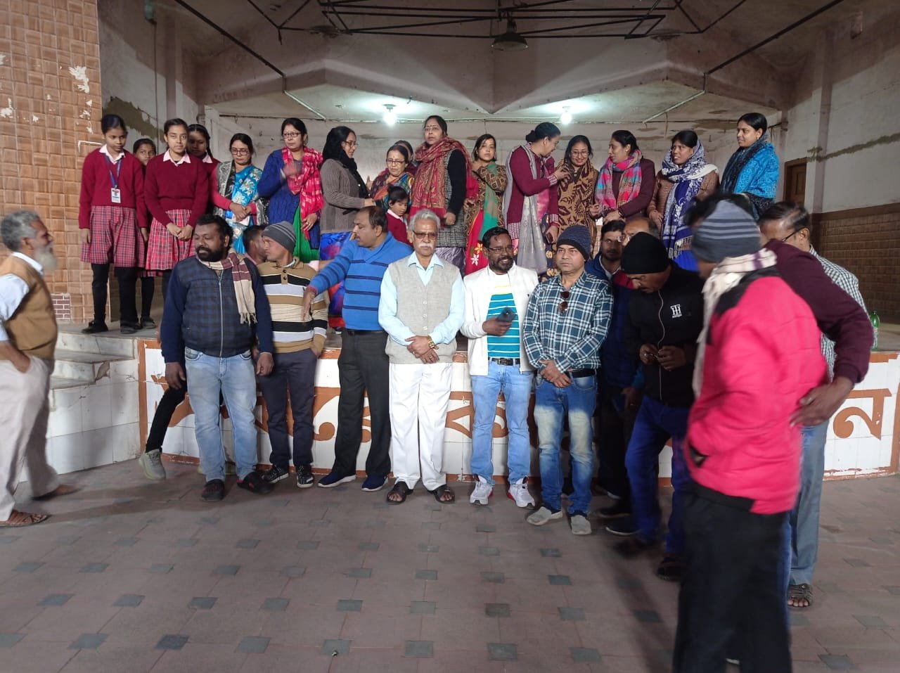 सिंदरी रविन्द्र नाथ विद्या मंदिर में सिंदरी विधायक चन्द्रदेव महतो का किया गया स्वागत…