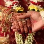 मंडप में ठंड से बेहोश हुआ दूल्हा तो भड़क उठी दुल्हन, और फिर जो किया….