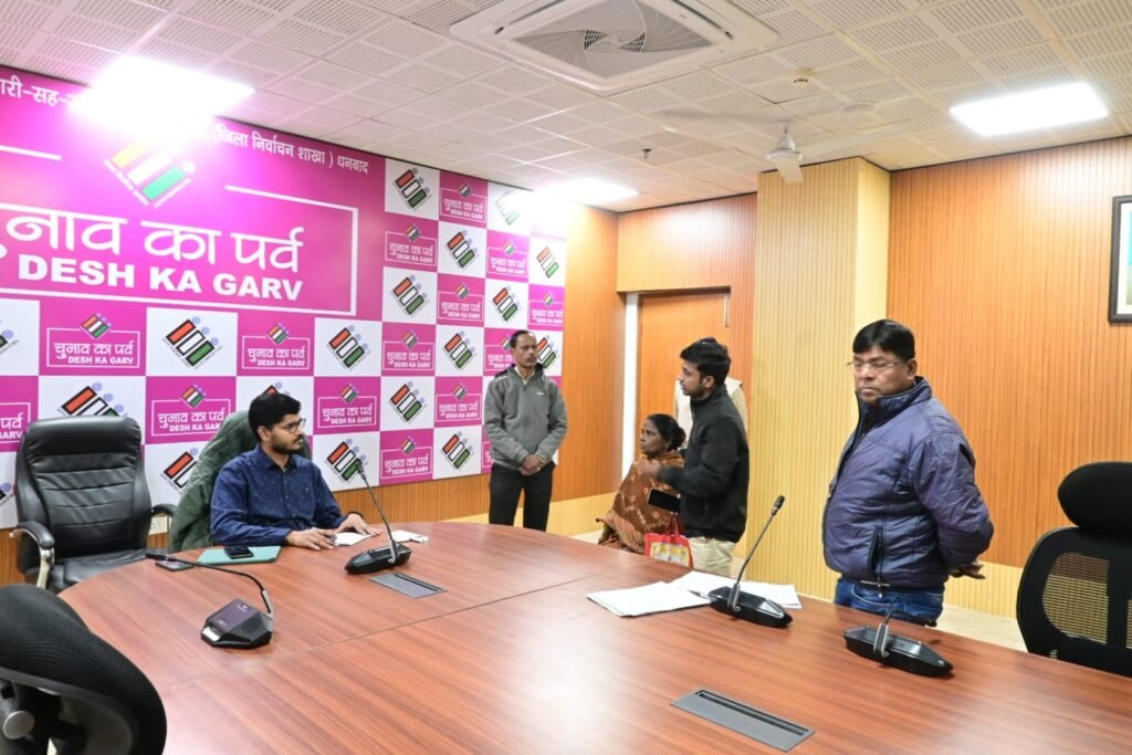 एडीएम लॉ एंड आर्डर ने सुनी जनता की समस्याएं..निष्पादन हेतु दिए संबंधित पदाधिकारी को निर्देश…