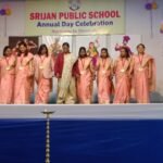 श्रृजन पब्लिक स्कूल के वार्षिकोत्सव में नन्हे बच्चों का मनमोहक प्रस्तुति,  क्षेत्रीय शिक्षा निदेशक संथाल परगना गोपाल कृष्ण झा ने की सराहना…