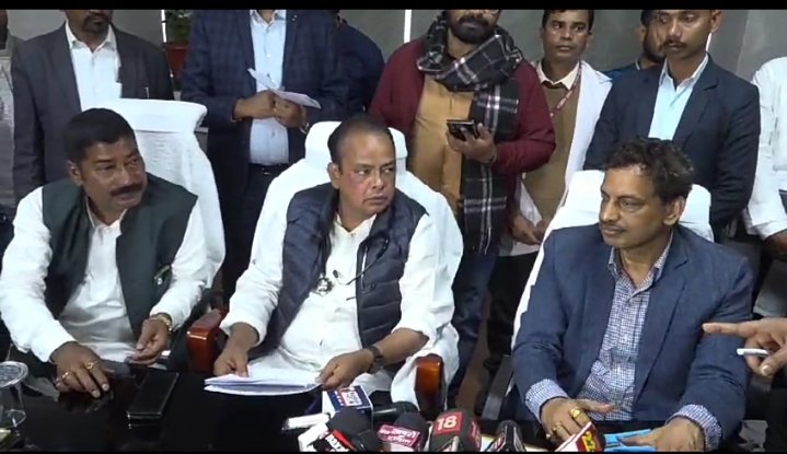 स्वास्थ्य मंत्री डॉ. इरफान ने पहली बार किया रिम्स का दौरा, इमरजेंसी से लैब तक की व्यवस्था सुधारने का निर्देश….