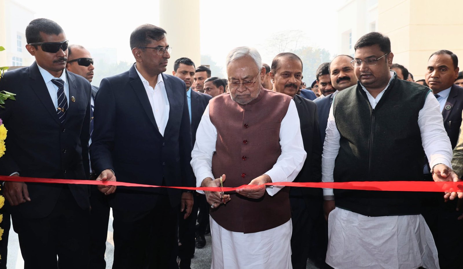 मुख्यमंत्री ने नवनिर्मित पटना समाहरणालय भवन का किया उद्घाटन