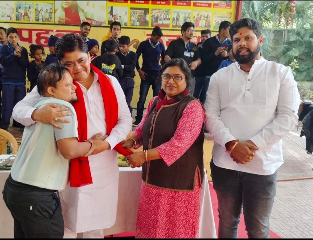 समाजसेवी सोहराब खान ने दिव्यांग बच्चों के साथ मनाया अपना जन्मदिन!