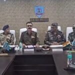 बोकारो में DGP अनुराग गुप्ता ने कहा : नक्सली पुलिस के समक्ष सरेंडर करें, नहीं तो मारे जाएंगे…