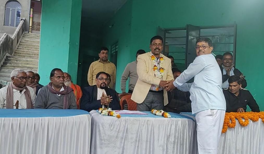 निरसा साहू समाज के अध्यक्ष पद का चुनाव सम्पन्न: दिनेश साव 31 मत से विजय घोषित…