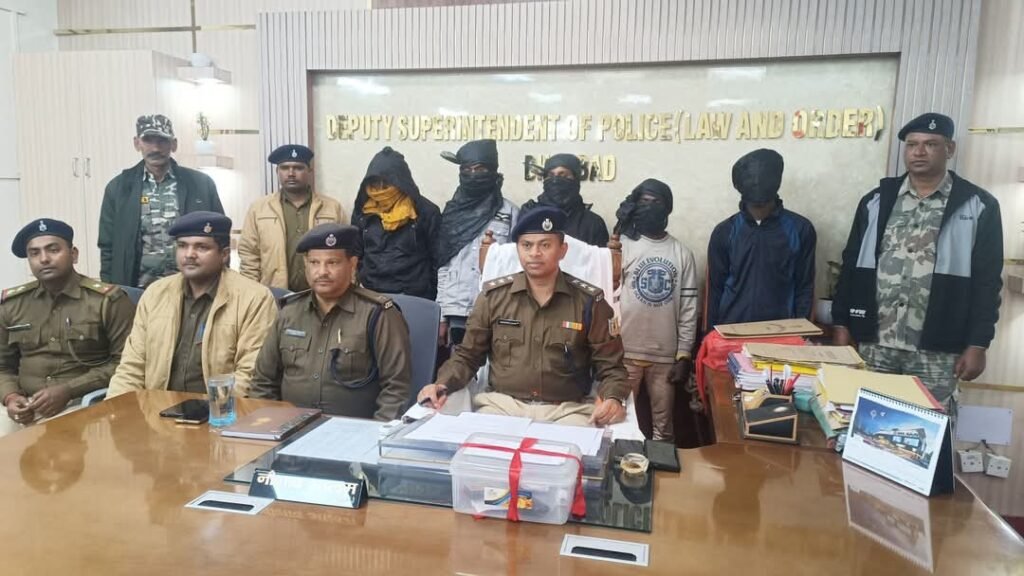 ट्रक ड्राइवर और खलासी पर फायरिंग करने वाला सुकरा सहित 6 गिरफ्तार..सुकरा पर है 11 प्राथमिकी दर्ज…