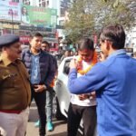 सिटी सेंटर चौक पर सड़क सुरक्षा को लेकर रोज ऐट रोड कार्यक्रम चलाया गया…