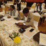 दक्षिण पूर्वी रेलवे की संसदीय सलाहकार समिति की बैठक कोलकत्ता के ताज होटल मे सम्पन्न हुई .