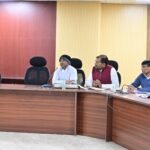 सरकारी भवनों में अलग-अलग हो महिला एवं पुरुष शौचालय : उपायुक्त…