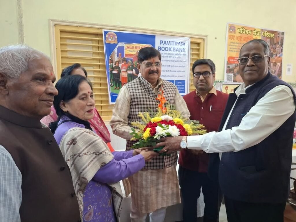 धनबाद में प्राकृतिक चिकित्सा उपचार शिविर का हुआ समापन…