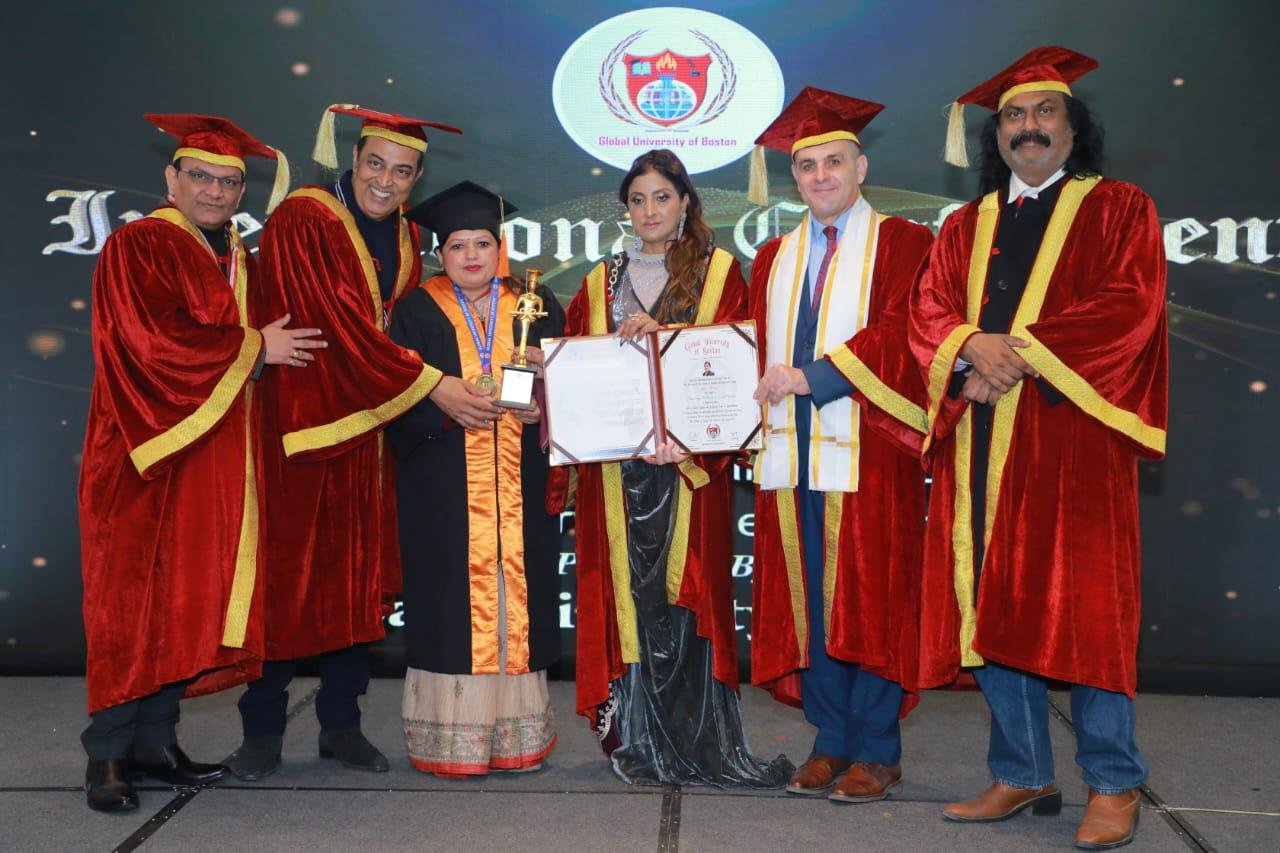 डॉ. पूजा को ग्लोबल यूनिवर्सिटी ऑफ़ बॉस्टन, अमेरिका द्वारा सोशल वर्क में मानद डॉक्टरेट की उपाधि से सम्मानित किया गया…