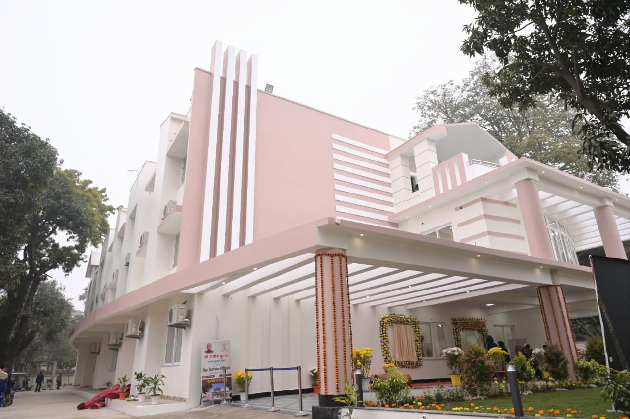 मुख्यमंत्री ने बिहार विधानसभा के अतिथिशाला का किया उद्घाटन…