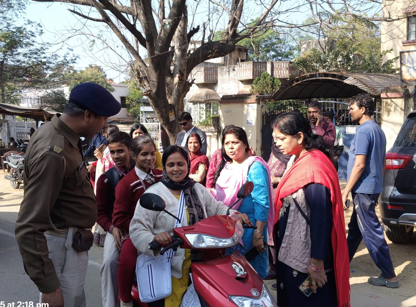 कुसुम बिहार कॉलोनी की महिलाओं के साथ मिलकर चलाया जागरूकता अभियान…